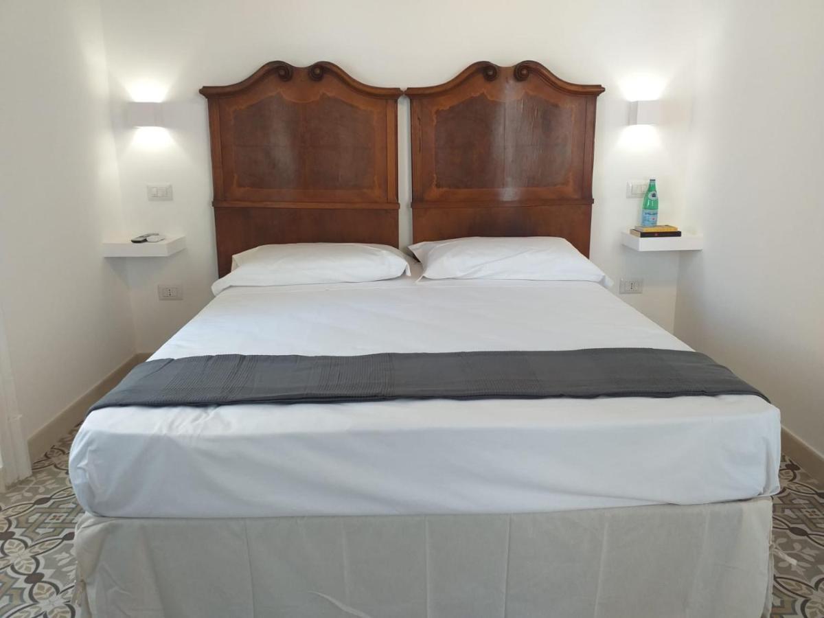 B&B Le Muse Crotone Ngoại thất bức ảnh