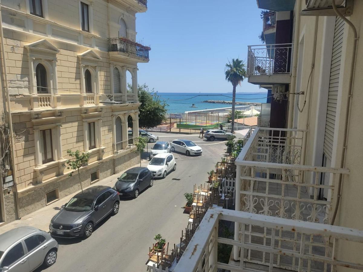 B&B Le Muse Crotone Ngoại thất bức ảnh